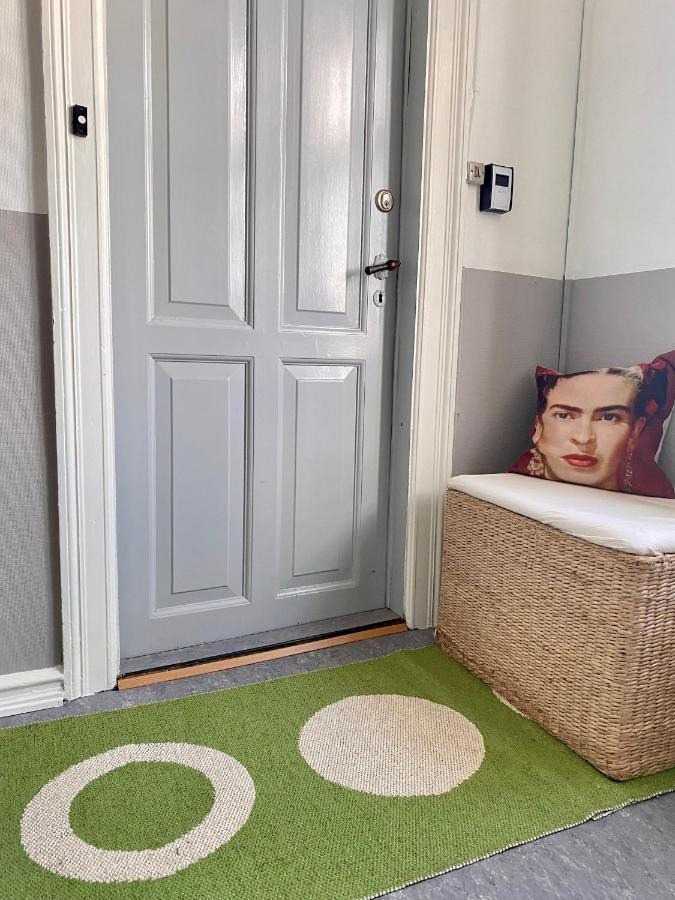 En Hel Lejlighed I Midtbyen - Centralt, Hyggelig Og Taet Pa Alt! Randers Extérieur photo